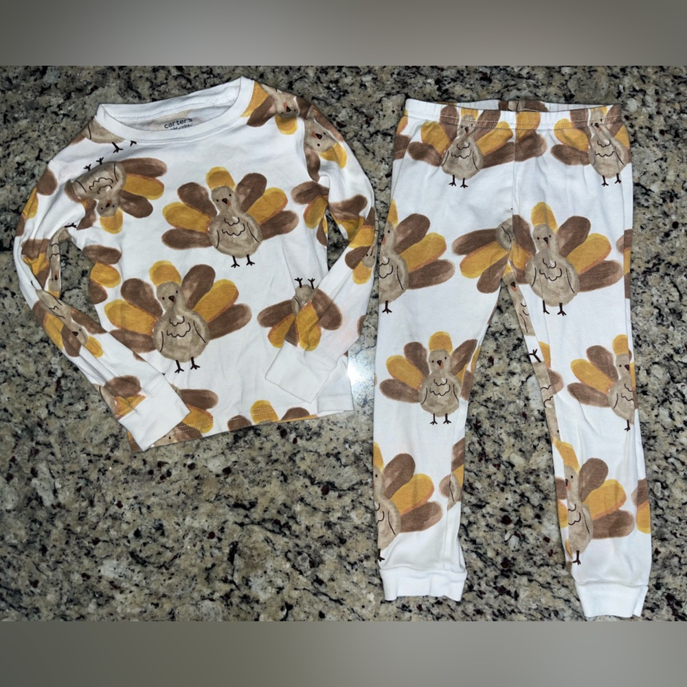 SOLD Carter's Festive Turkey Pajama Set size 5t